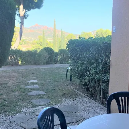 4 Pers, Terrasse Couverte, Piscine Et Parking, Cap Esterel - Fr-1-504-653 Apartamento Saint-Raphaël